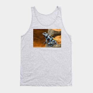 ola blue frog garden Tank Top